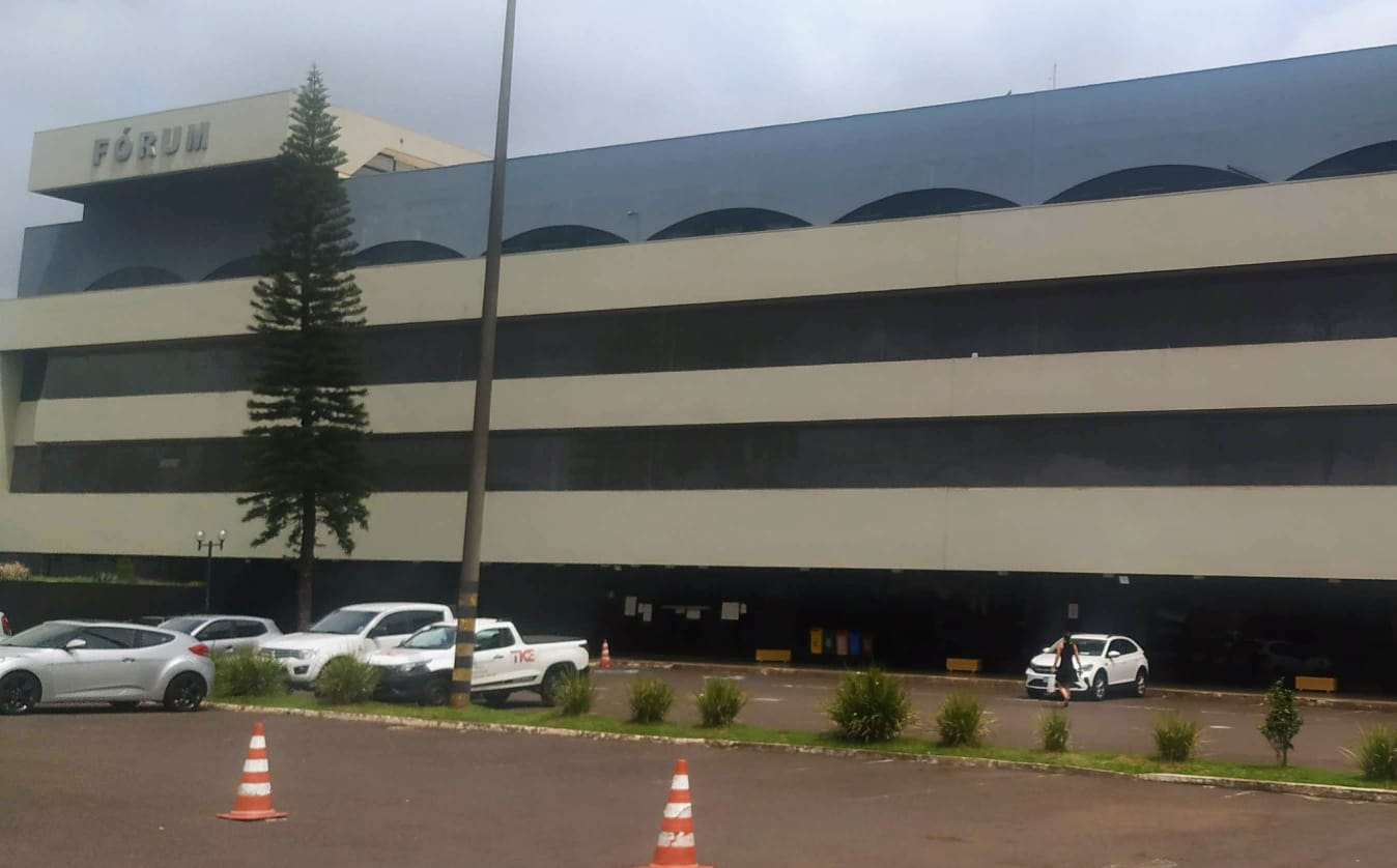 Fórum deixa de exigir teste de Covid a partir desta terça-feira 